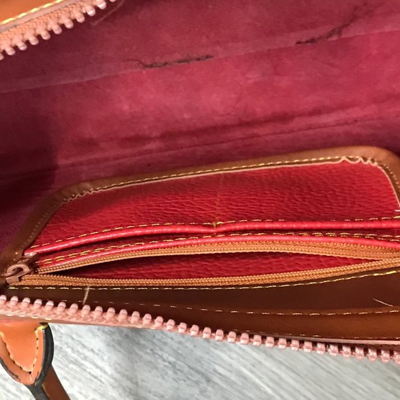 Dooney & Bourke Vintage AWL Red Pebbled Leather Satchel Handbag Zipper Closure - Picture 8 of 16